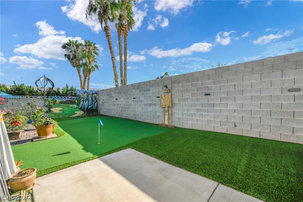 6513 Shawnee, Las Vegas, NV 89107