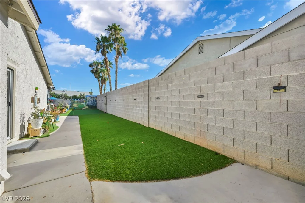 6513 Shawnee, Las Vegas, NV 89107