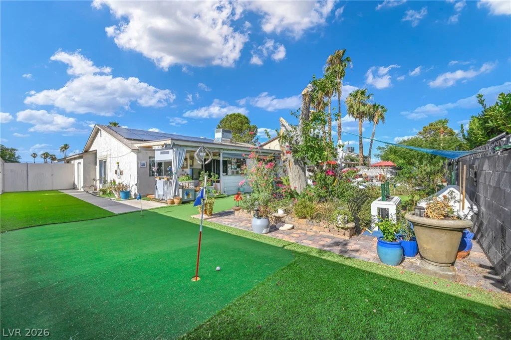6513 Shawnee, Las Vegas, NV 89107