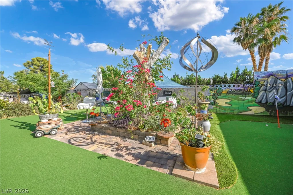 6513 Shawnee, Las Vegas, NV 89107