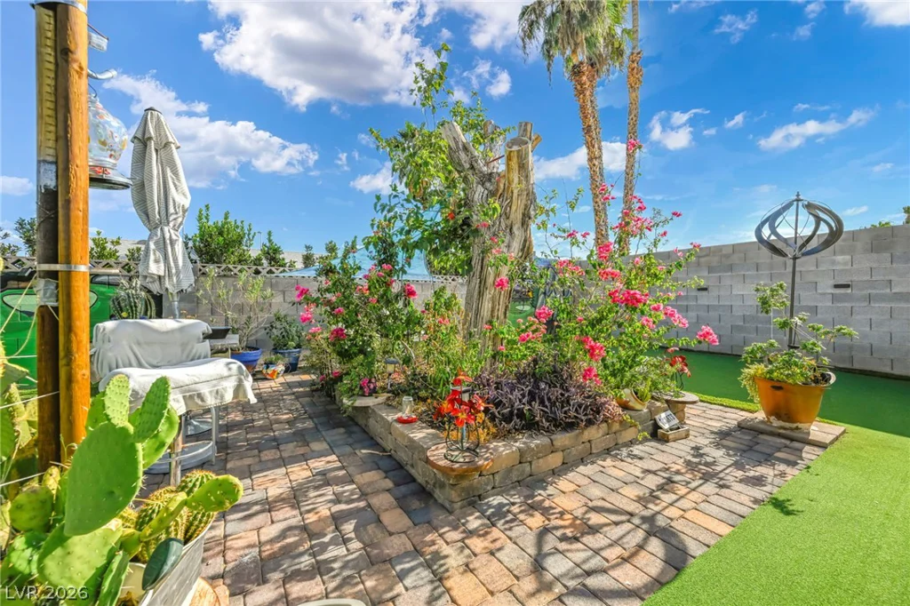 6513 Shawnee, Las Vegas, NV 89107