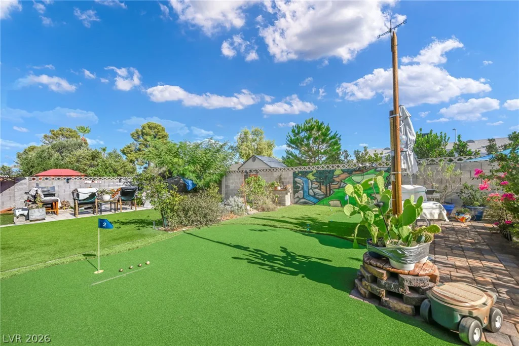 6513 Shawnee, Las Vegas, NV 89107
