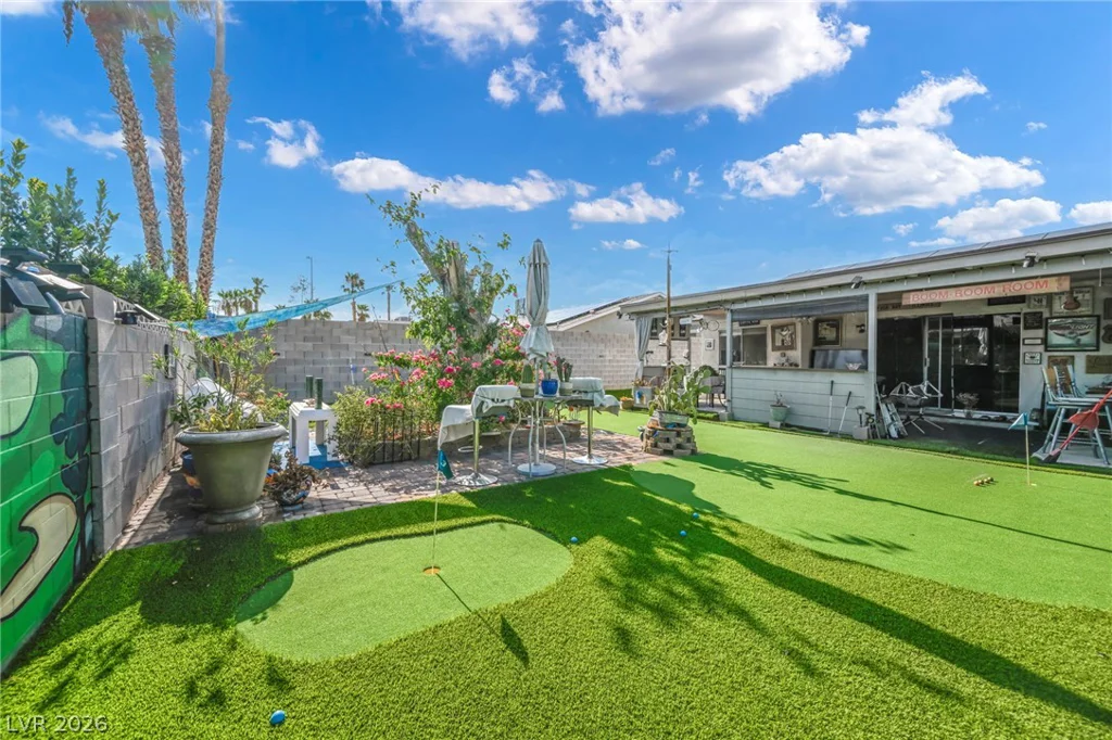 6513 Shawnee, Las Vegas, NV 89107