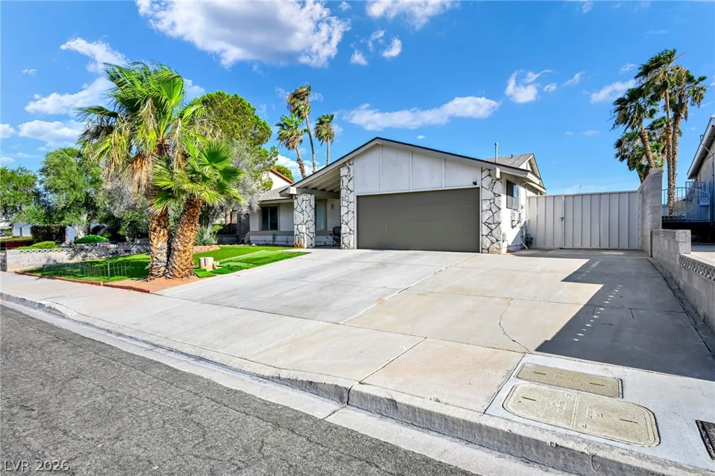 6513 Shawnee, Las Vegas, NV 89107