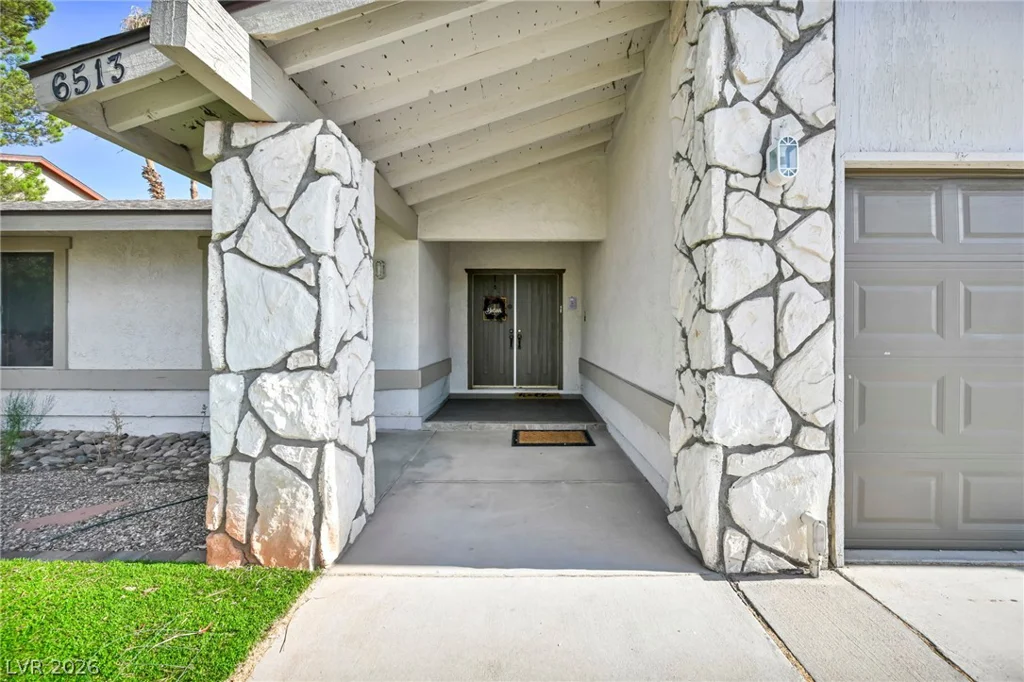 6513 Shawnee, Las Vegas, NV 89107