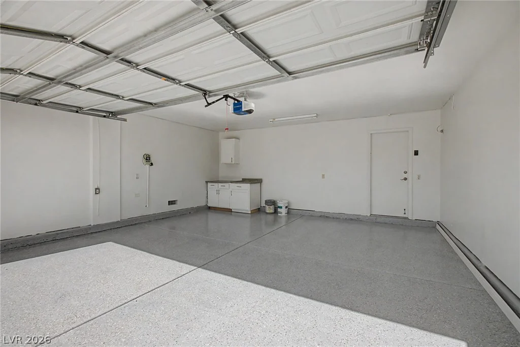 641 Turtleback, North Las Vegas, NV 89031