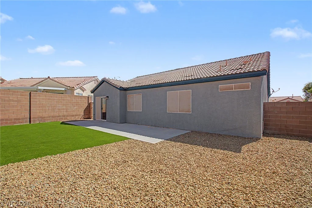 641 Turtleback, North Las Vegas, NV 89031