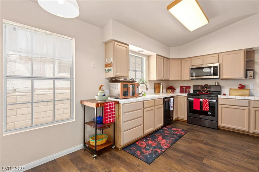 4920 Winterset, Las Vegas, NV 89130