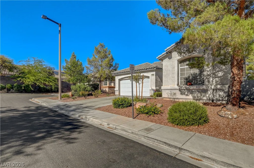 3206 Townsend Hall, Las Vegas, NV 89135