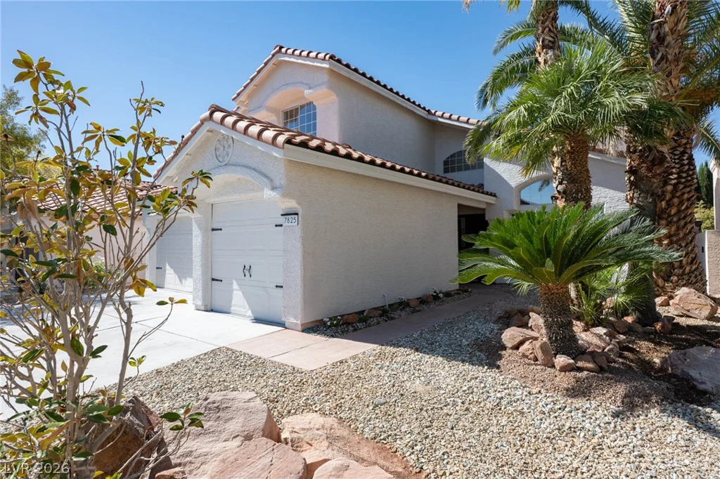 7825 Desert Bell, Las Vegas, NV 89128