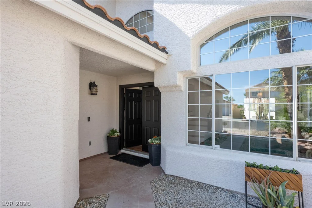7825 Desert Bell, Las Vegas, NV 89128