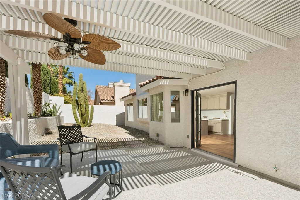 7825 Desert Bell, Las Vegas, NV 89128