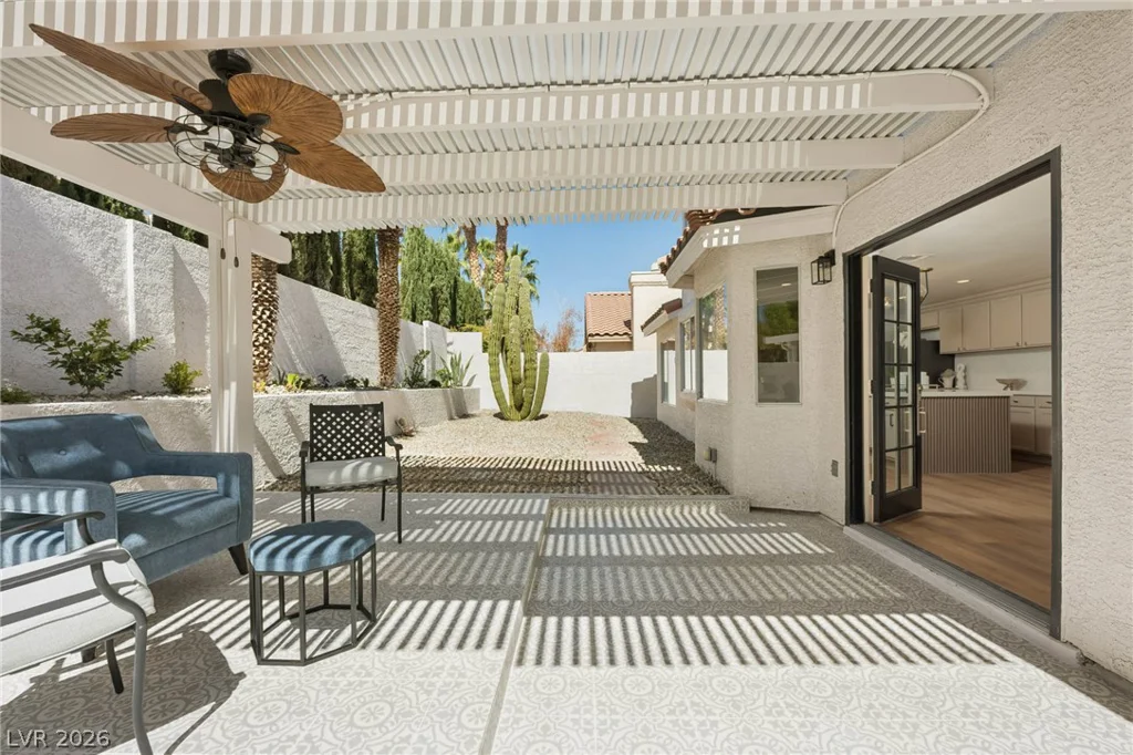 7825 Desert Bell, Las Vegas, NV 89128
