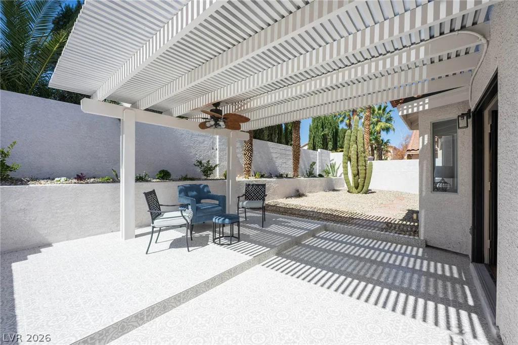 7825 Desert Bell, Las Vegas, NV 89128