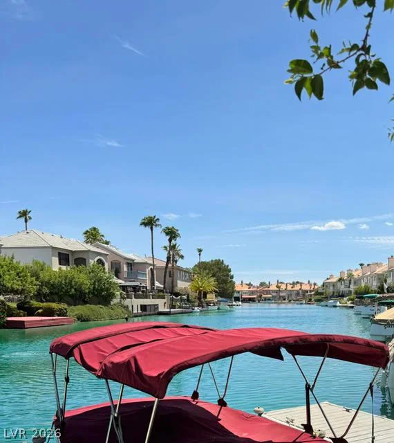 8757 Carlitas Joy, Las Vegas, NV 89117