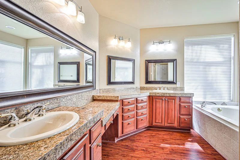 8757 Carlitas Joy, Las Vegas, NV 89117