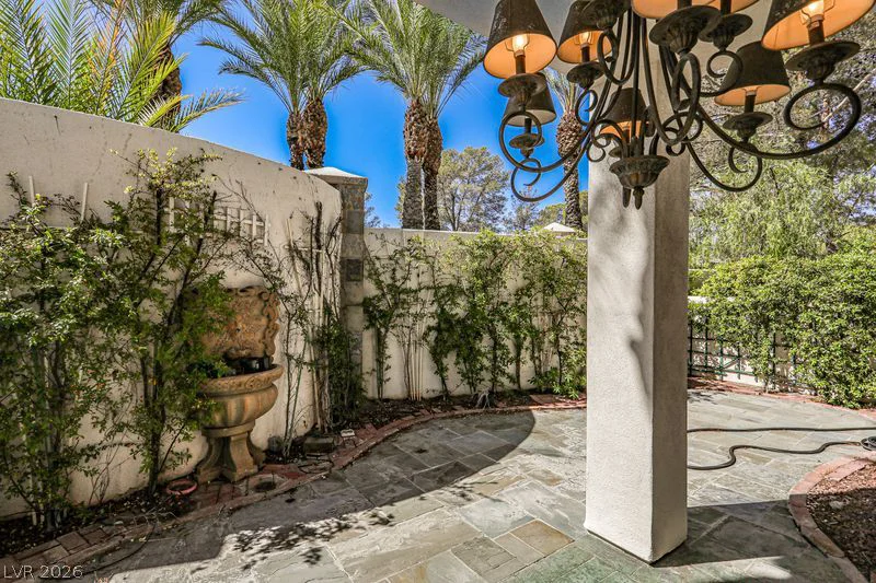 8757 Carlitas Joy, Las Vegas, NV 89117