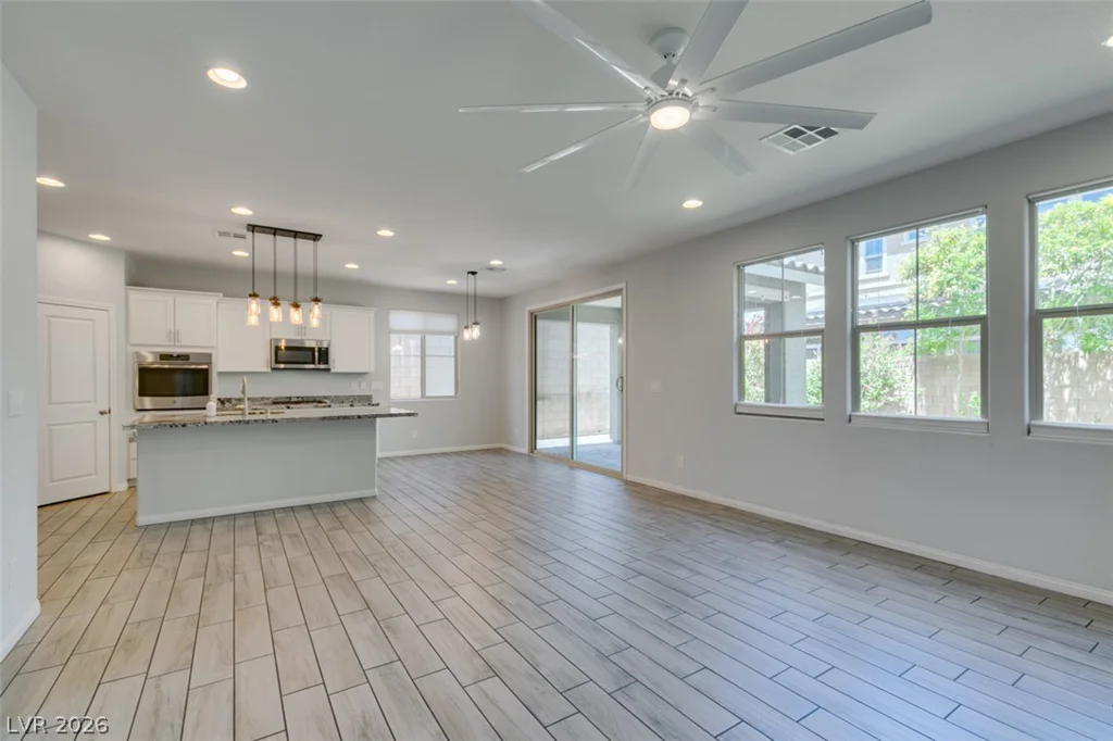 10280 Grey Pine, Las Vegas, NV 89166