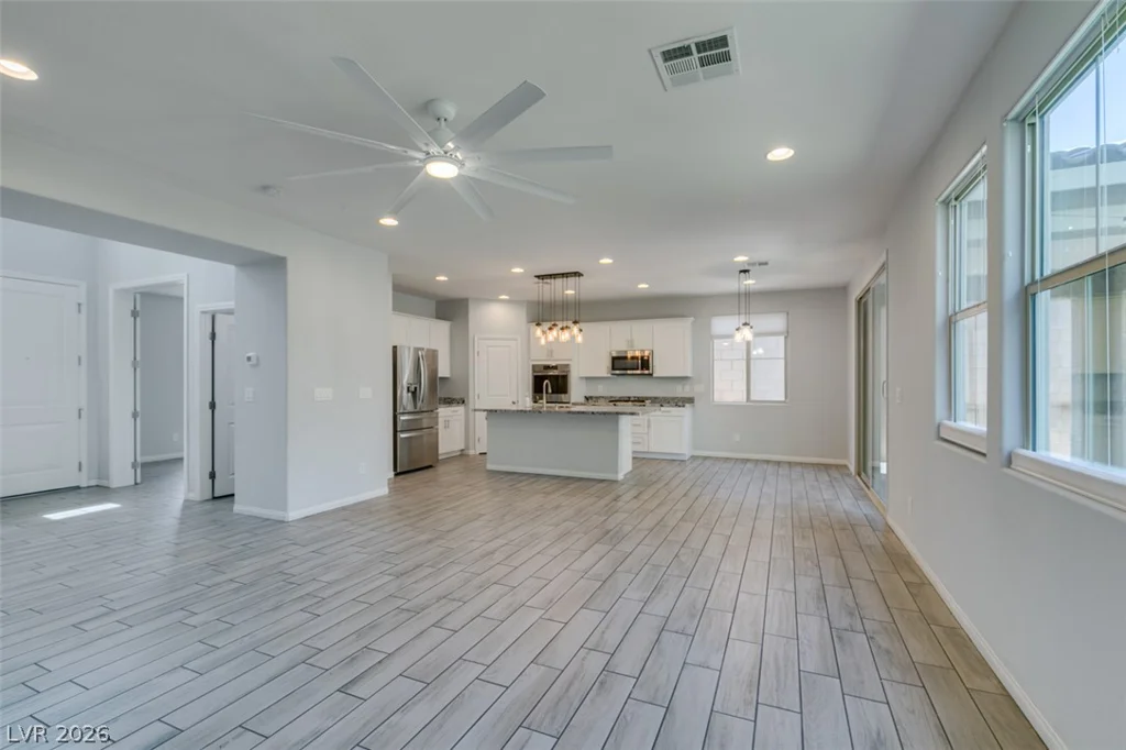 10280 Grey Pine, Las Vegas, NV 89166