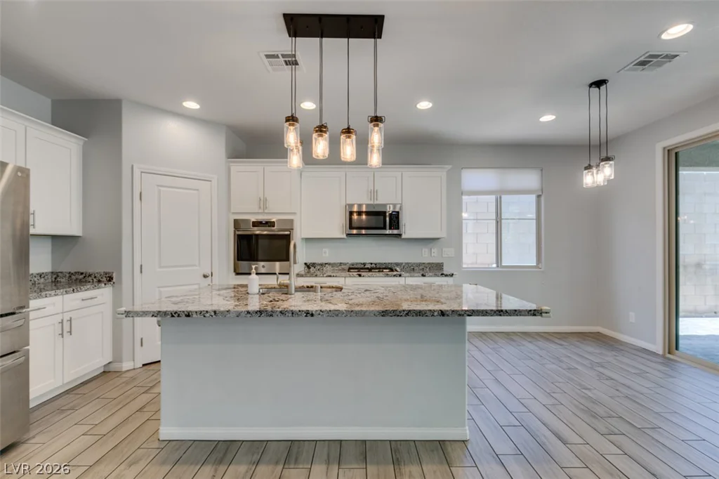 10280 Grey Pine, Las Vegas, NV 89166