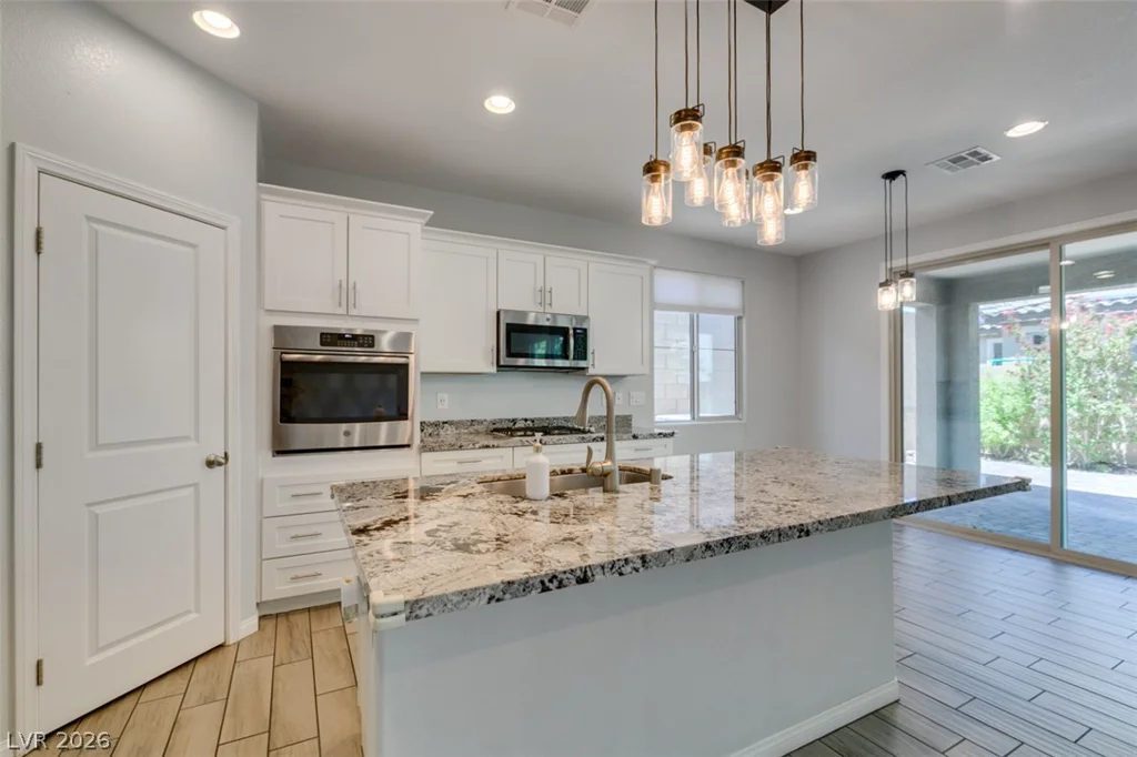 10280 Grey Pine, Las Vegas, NV 89166
