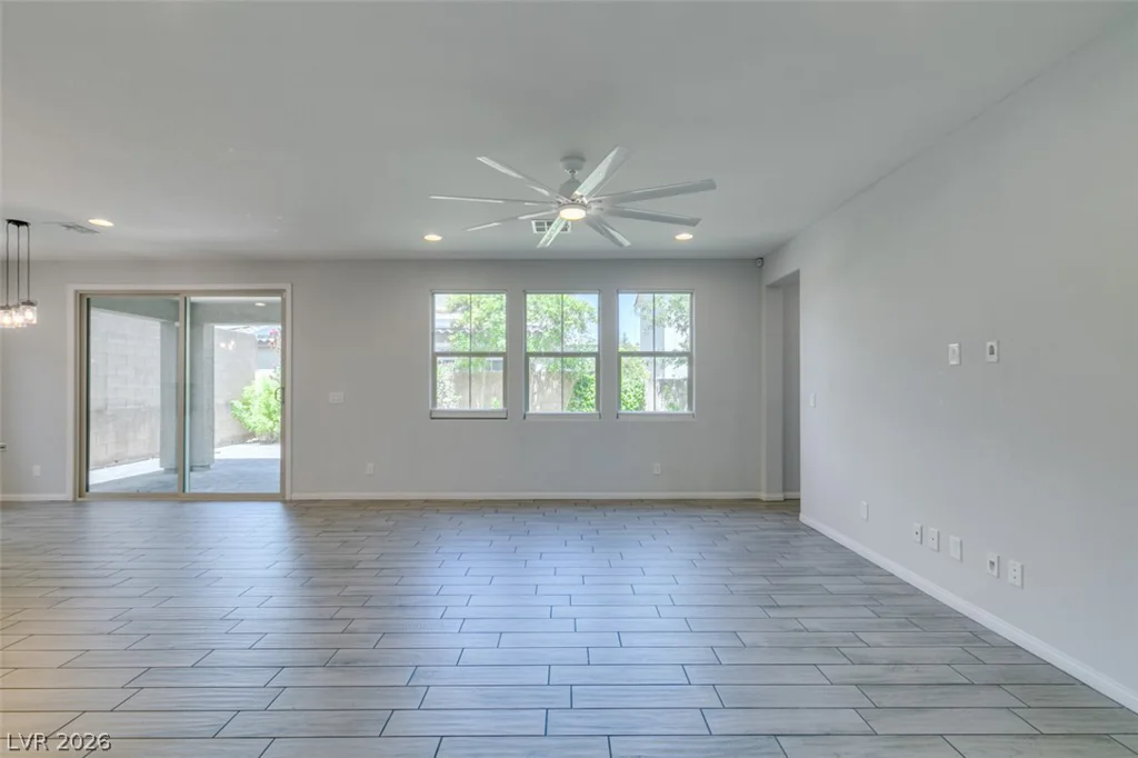 10280 Grey Pine, Las Vegas, NV 89166