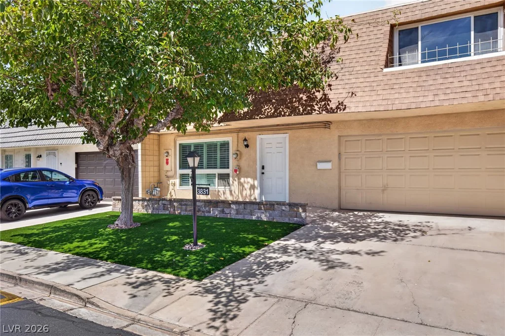 3831 Atlantis, Las Vegas, NV 89121
