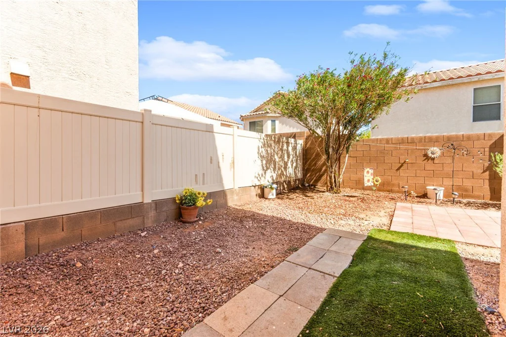 8960 Catfish Stream, Las Vegas, NV 89178