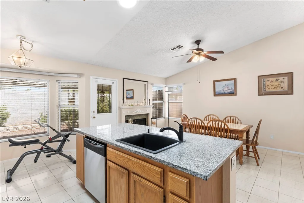 6216 Mandarin, Las Vegas, NV 89108