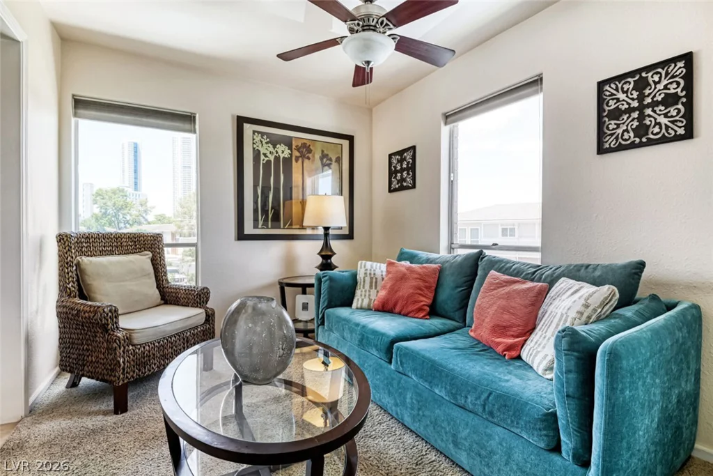 2843 Geary, Las Vegas, NV 89109