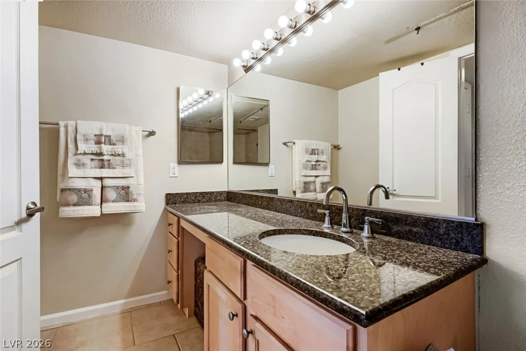 2843 Geary, Las Vegas, NV 89109