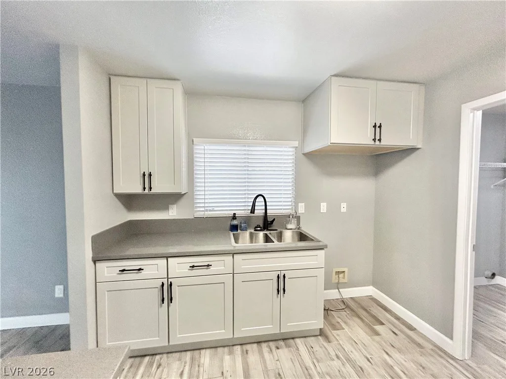 3795 Steinbeck, Las Vegas, NV 89115