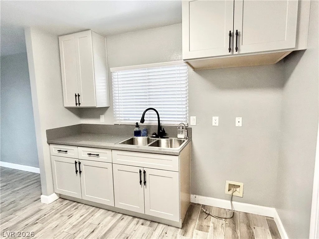 3795 Steinbeck, Las Vegas, NV 89115