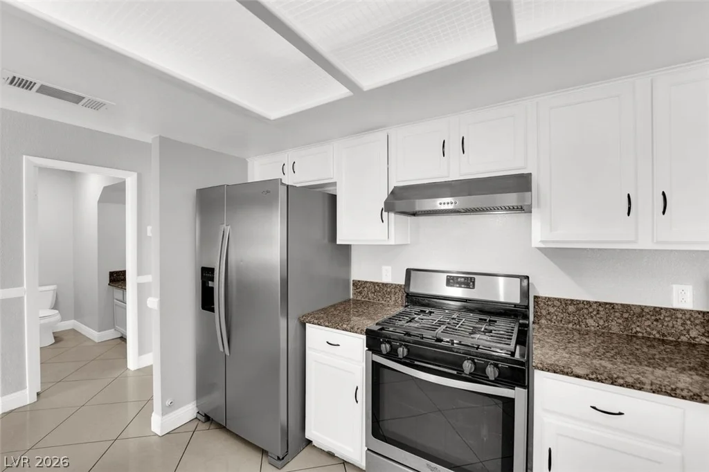 1421 Bellglen, Las Vegas, NV 89128