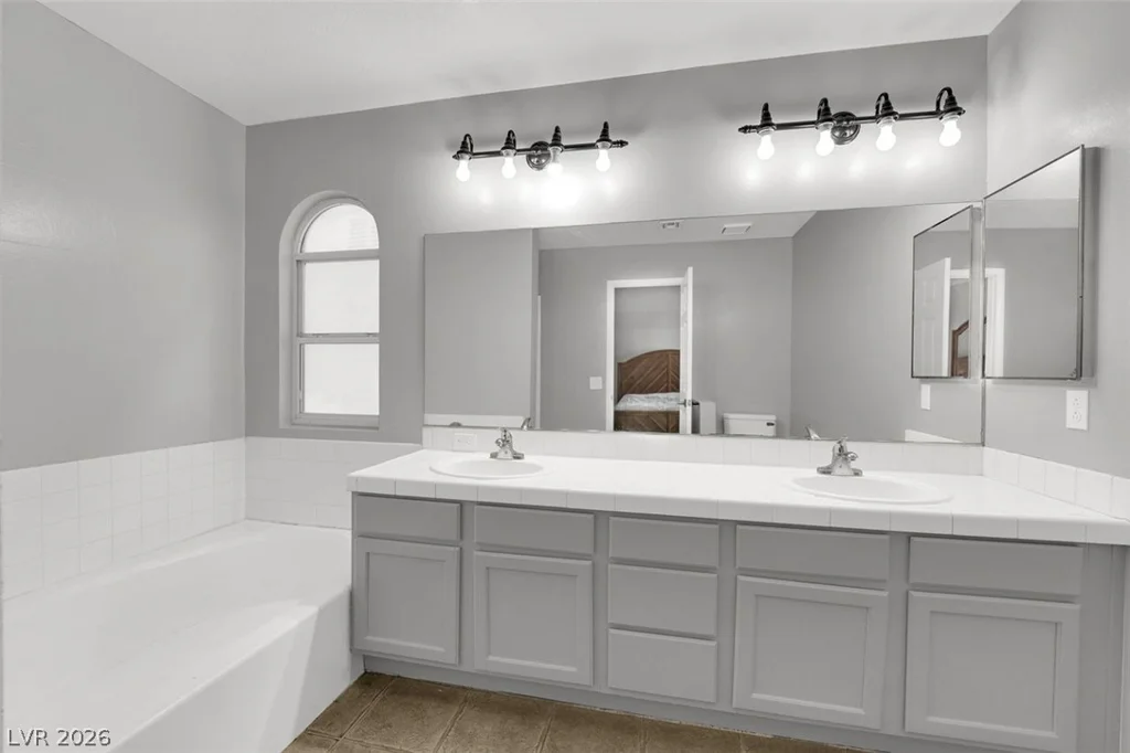 1421 Bellglen, Las Vegas, NV 89128