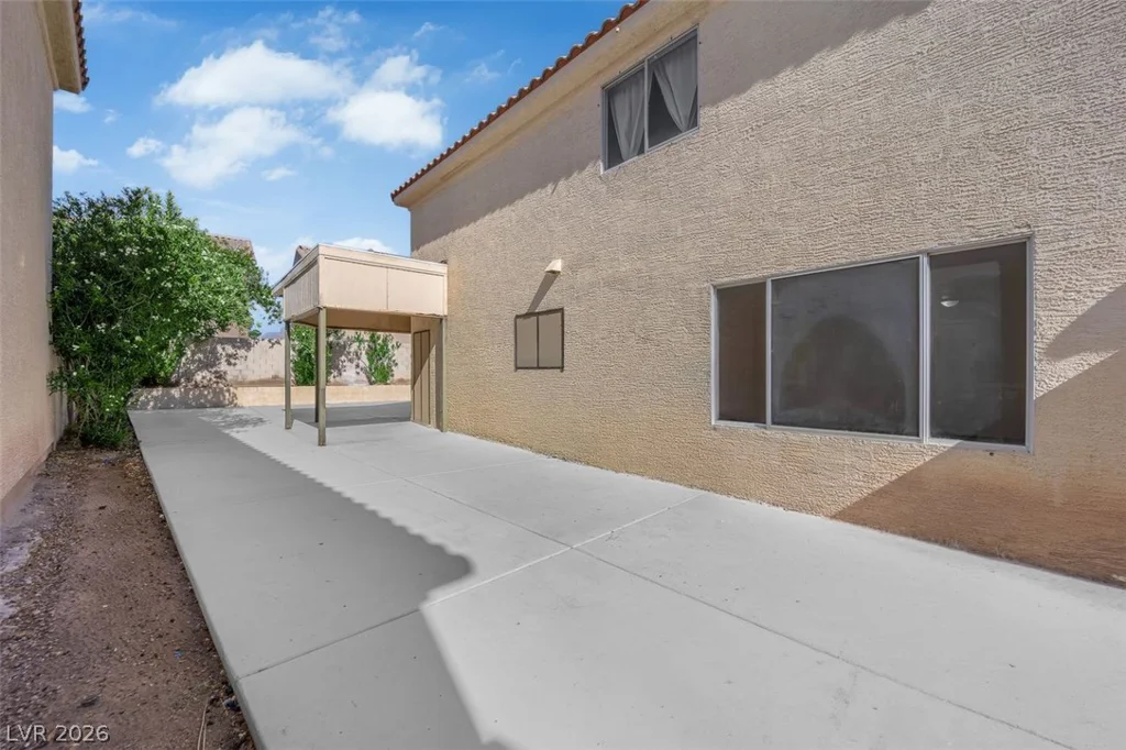 1421 Bellglen, Las Vegas, NV 89128