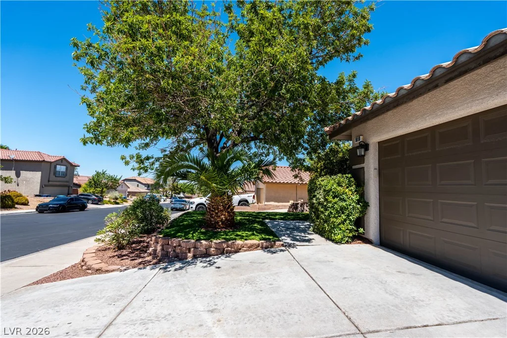 1010 Snow Bunting, Henderson, NV 89002