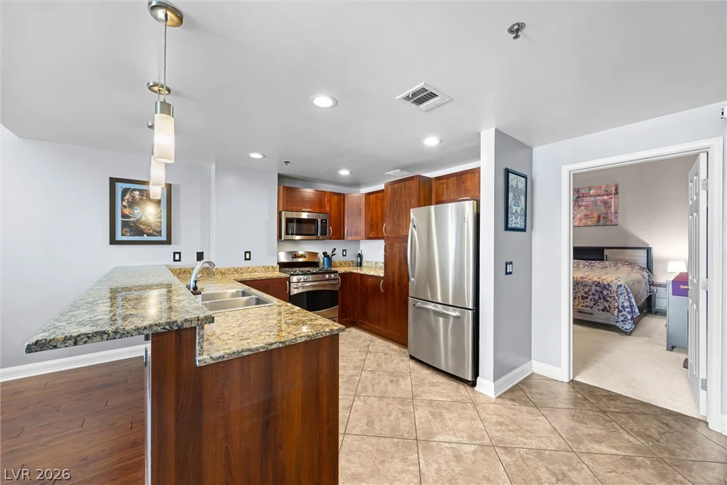 150 Las Vegas, Las Vegas, NV 89101