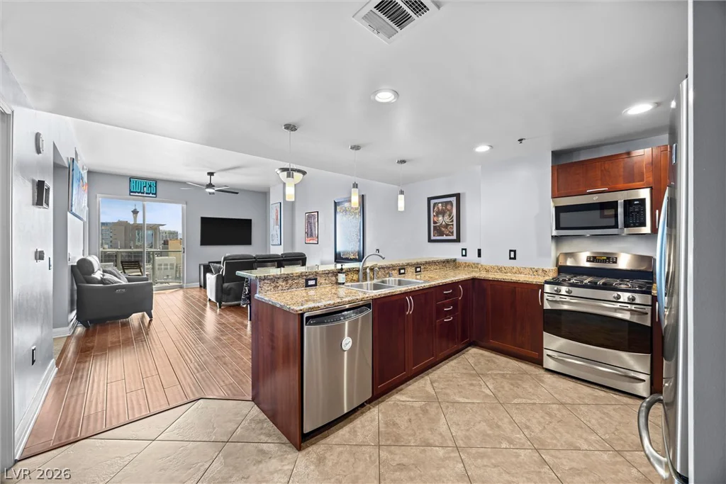 150 Las Vegas, Las Vegas, NV 89101