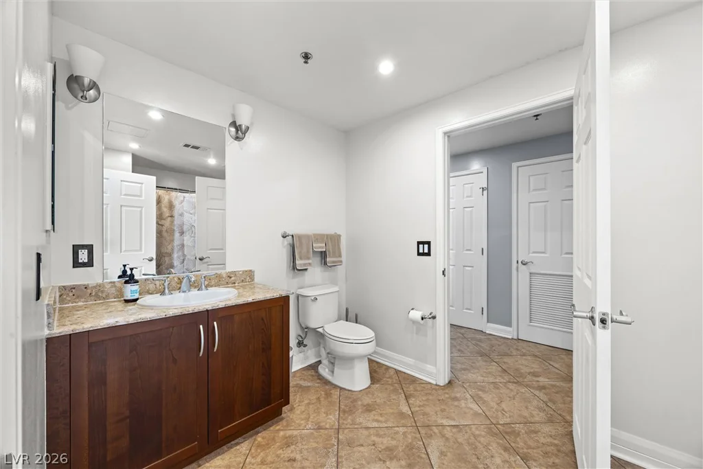 150 Las Vegas, Las Vegas, NV 89101