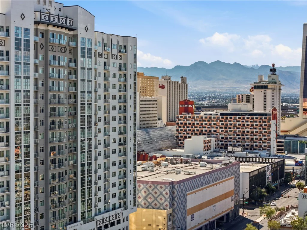 150 Las Vegas, Las Vegas, NV 89101