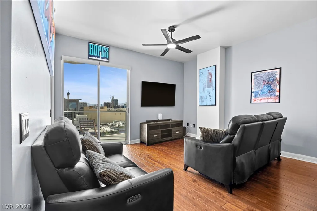 150 Las Vegas, Las Vegas, NV 89101