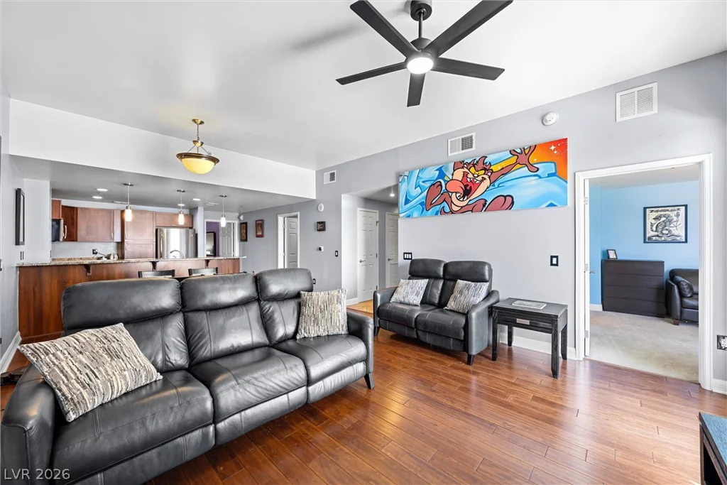 150 Las Vegas, Las Vegas, NV 89101