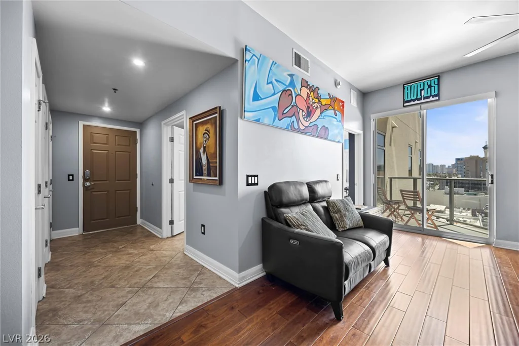 150 Las Vegas, Las Vegas, NV 89101