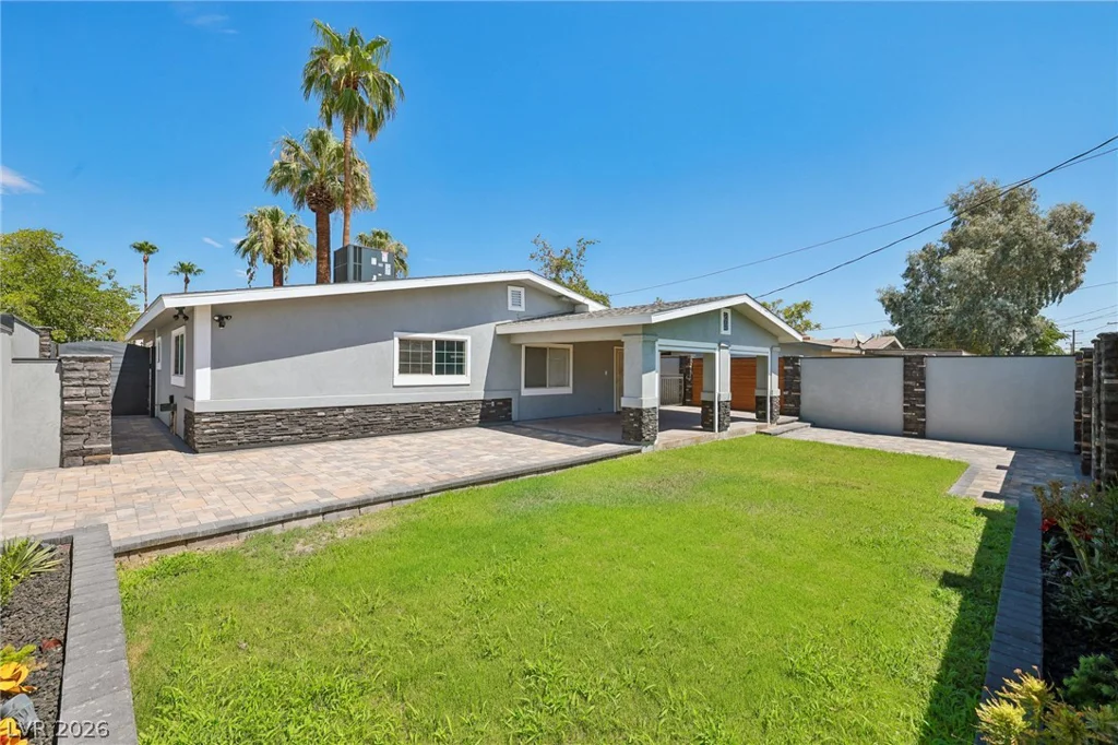 4321 Lake Mead, Las Vegas, NV 89108