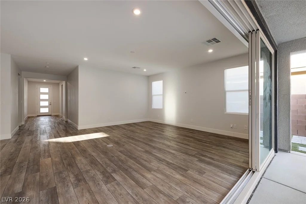 9689 Starlight Ridge, Las Vegas, NV 89148