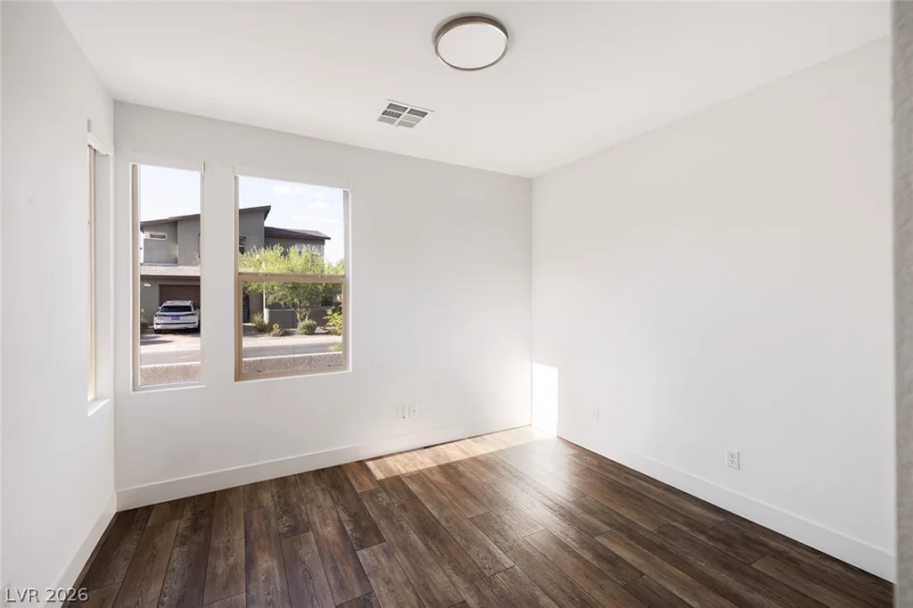 9689 Starlight Ridge, Las Vegas, NV 89148