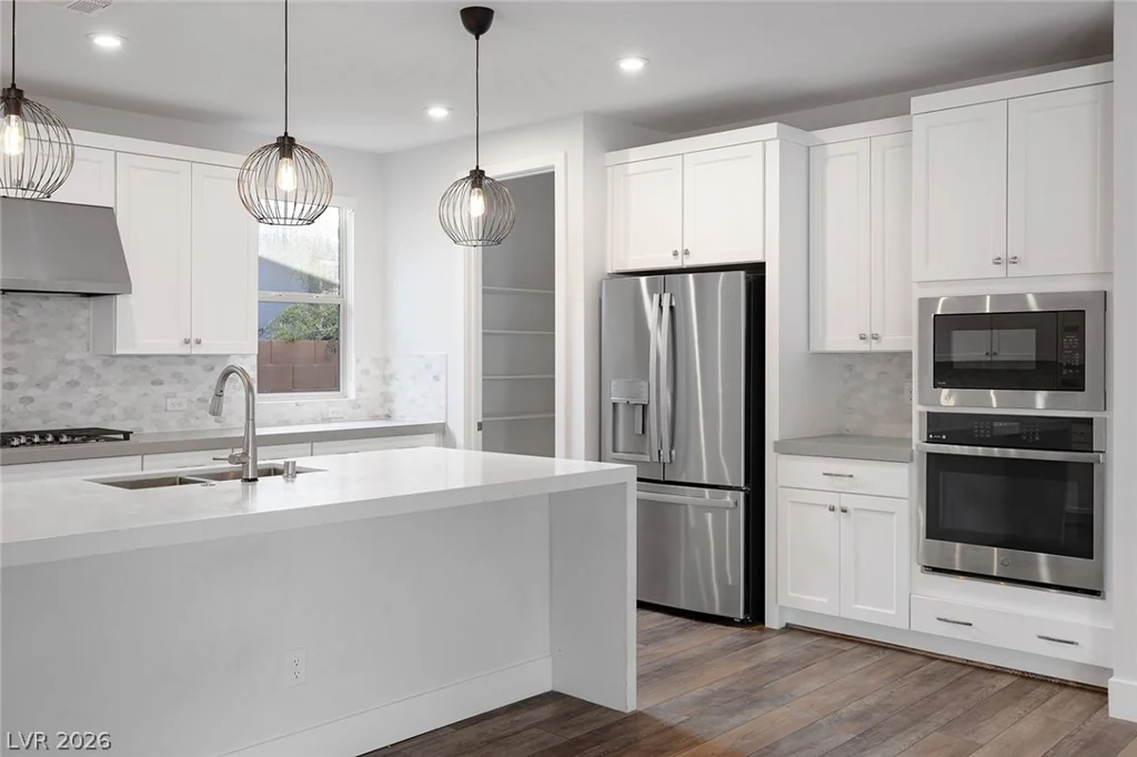 9689 Starlight Ridge, Las Vegas, NV 89148