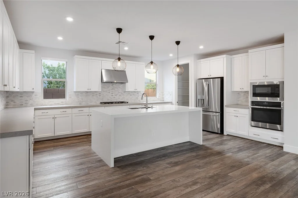 9689 Starlight Ridge, Las Vegas, NV 89148