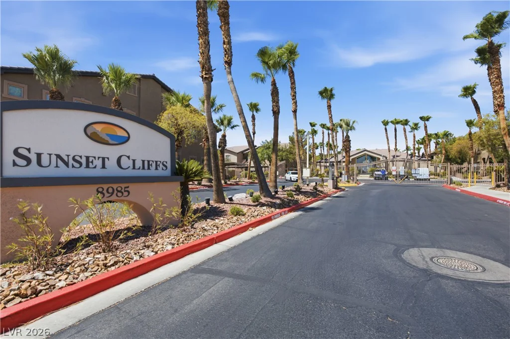 8985 Durango, Las Vegas, NV 89113